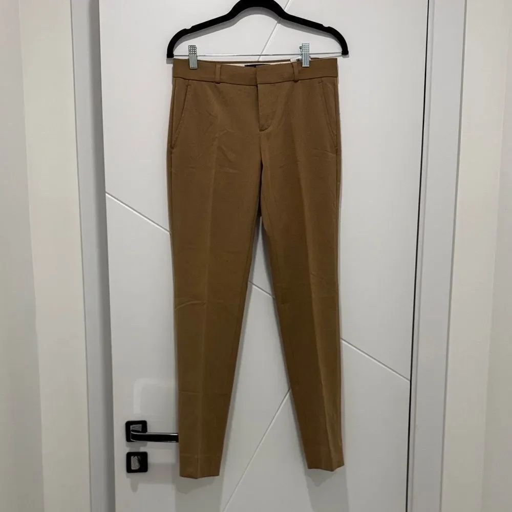 Banana Republic Camel Women's Trousers